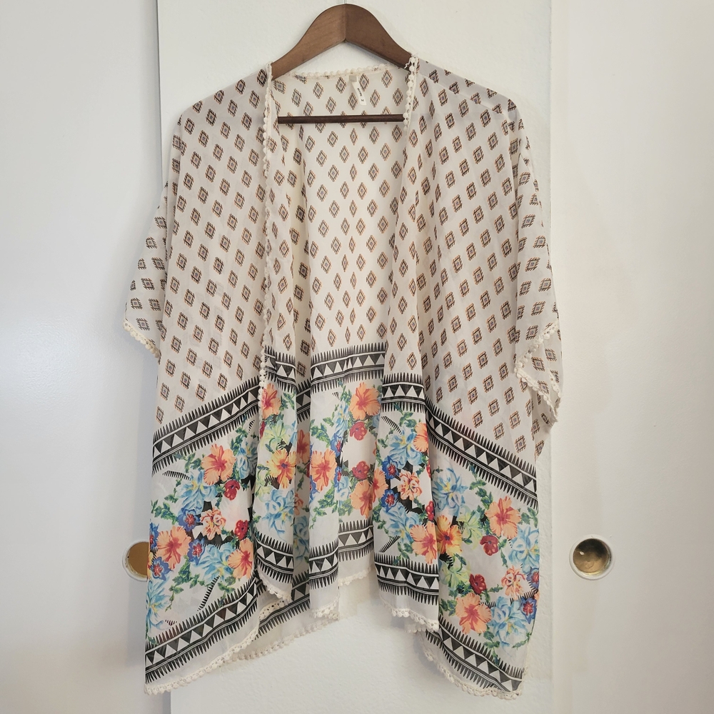 Truth White and Black Patterned  Trim Cardigan